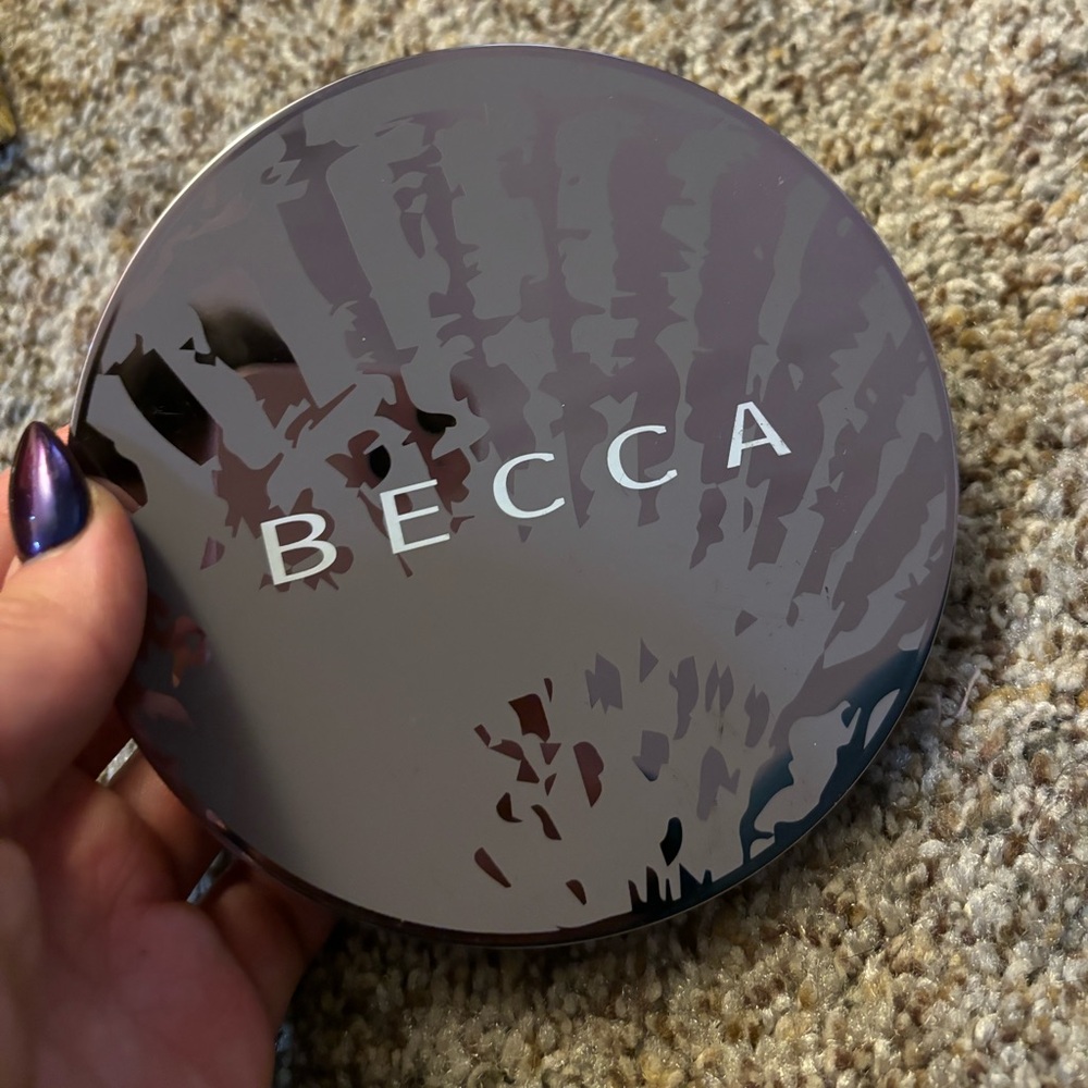 Brand new Becca eyeshadow palettes